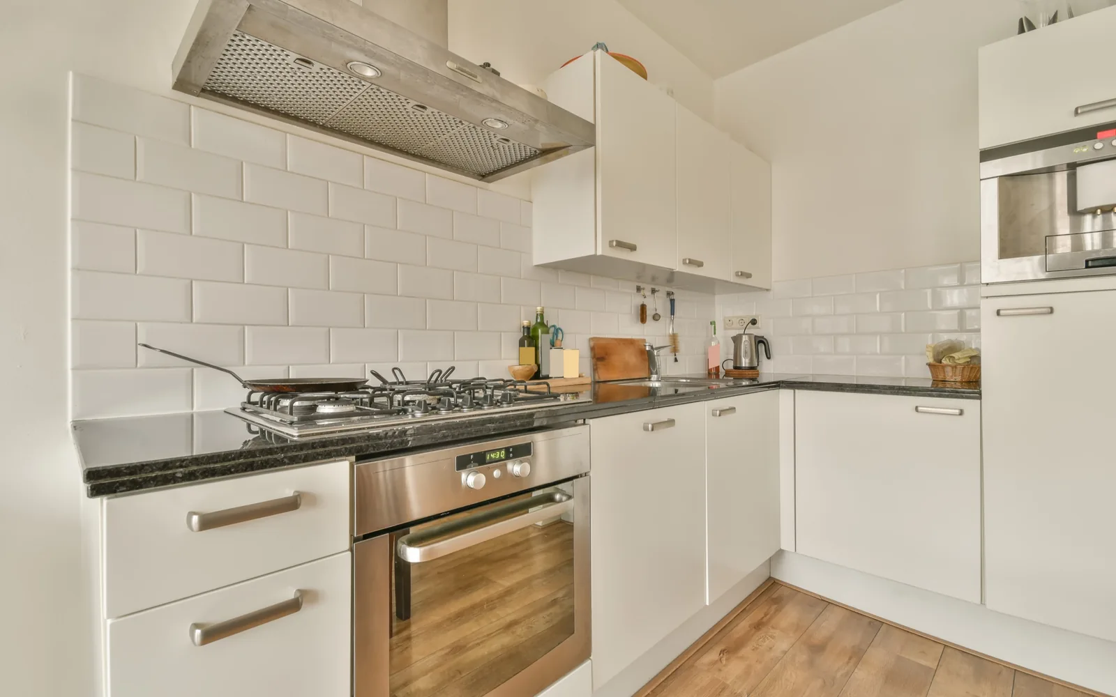 Illustrative photo for cabinet & drawer repair